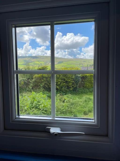Shepherds Hut - Brecon Beacons Llangadog Exterior photo